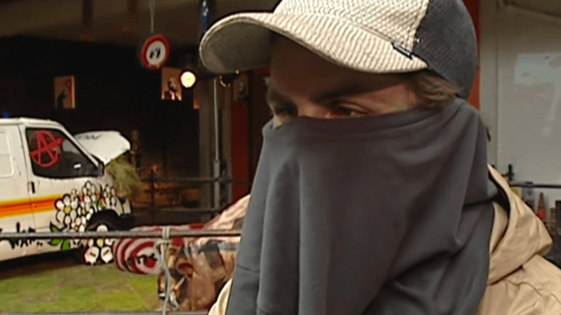 What Does Banksy Look Like ? - Luxury Art Canvas