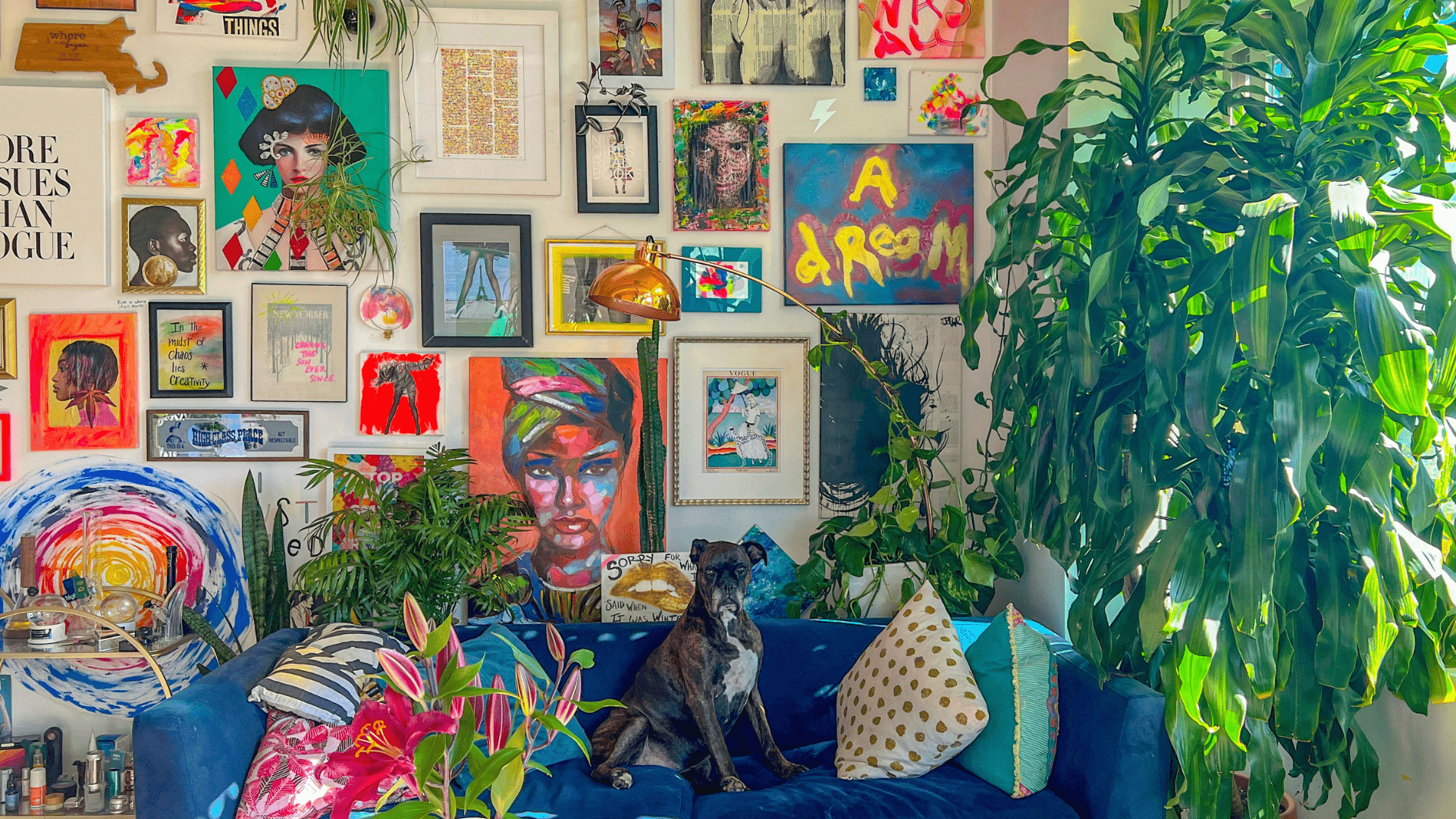 What Is Maximalist Interior Design ? - Luxury Art Canvas