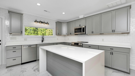 How To Paint Kitchen Cabinets ?